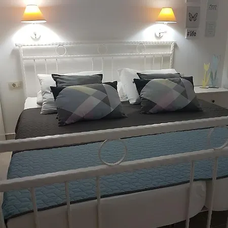Apartament Luna Drvenik (Split-Dalmatia)