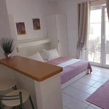 Apartament Luna Drvenik (Split-Dalmatia)