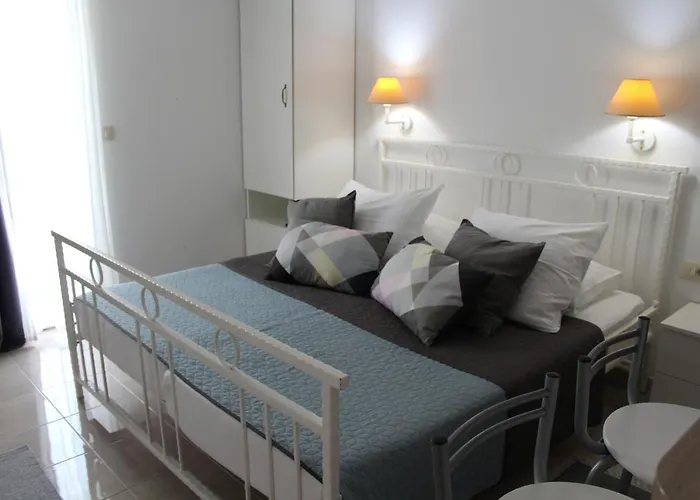 アパート Luna ドルヴェニク